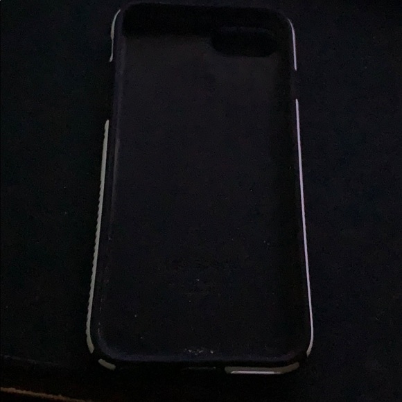 iPhone 6s case - Picture 2 of 4